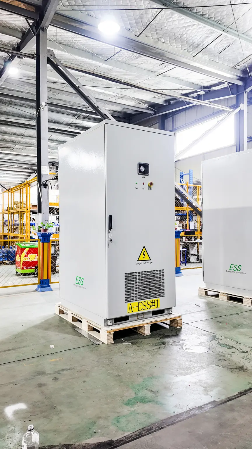 261 kWh Liquid-Cooled Energy Storage Cabinet (Top-Bottom Structure) – Image 3